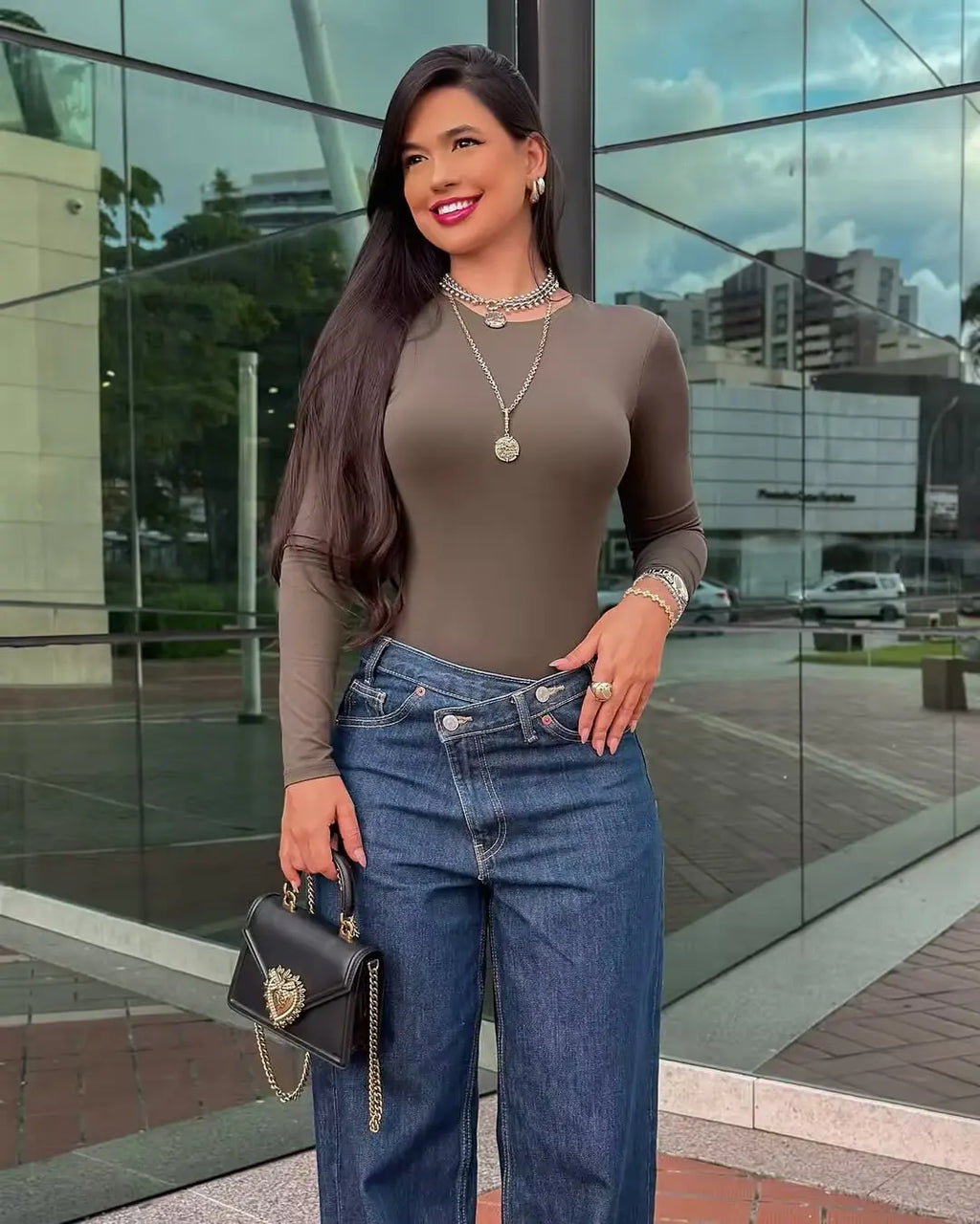 2025 Women’s High-Waist Wide-Leg Jeans – Vintage Blue Straight Fit Denim